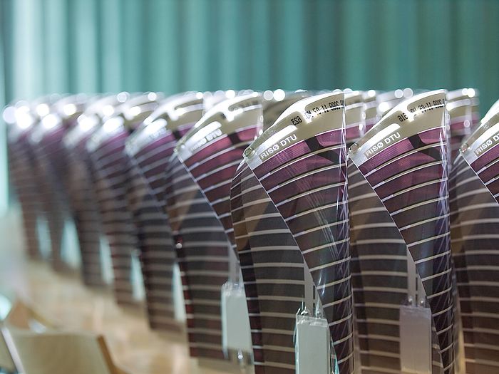 Bright future for electricity from plastic: EU research project "LARGECELLS" for large-scale application of organic photovoltaics Largecells