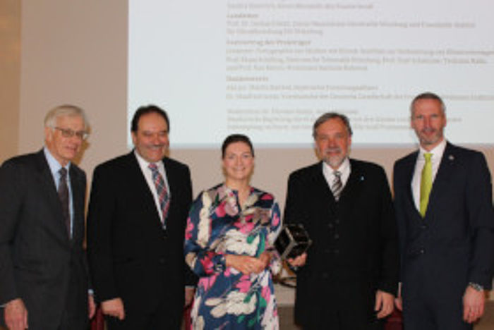 Von links nach rechts: Dr. Manfred Gentz, Prof. Gerhard Sextl, Judith Gerlach, MdL, Prof. Klaus Schilling, Martin Reichel