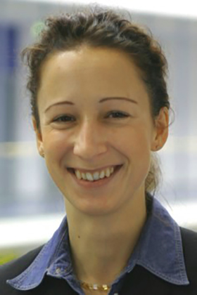 Dr. Petra Wolf