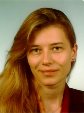 Dr. rer. pol. Dipl.-Kffr. Angela Roth